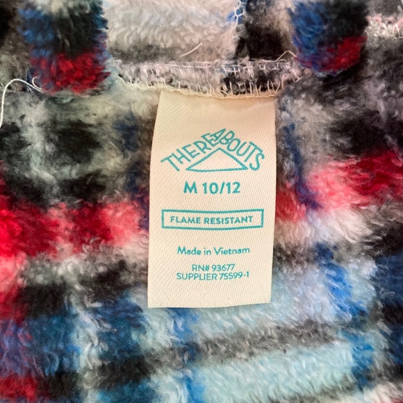 Boy’s size 10-12 red, white, and blue plaid Thereabouts robe/housecoat with hood - Picture 4 of 5